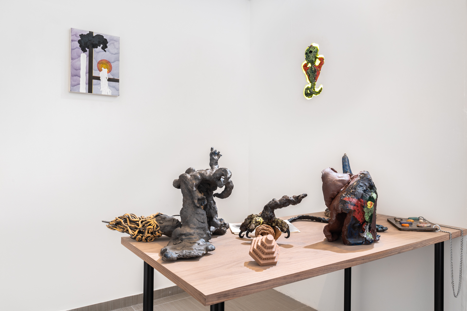 Daniel Oksenberg, Into the Sunset, installation view, 2022, Offnobank, Tel Aviv