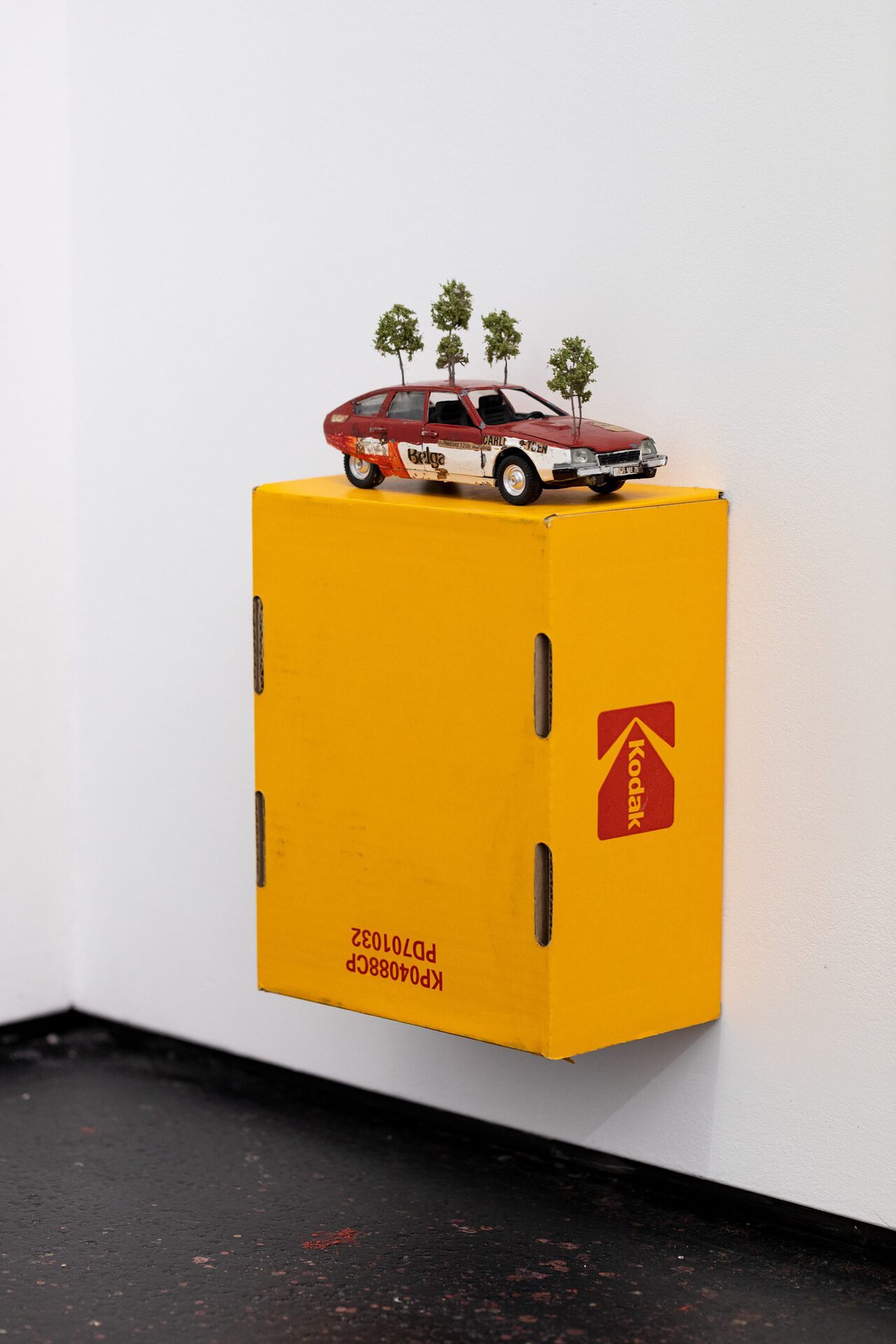 Jack Burton, Kodak Car, Model Citroen CX 2200, Kodak box, model trees, 37 x 12 x 20 cm,
2022