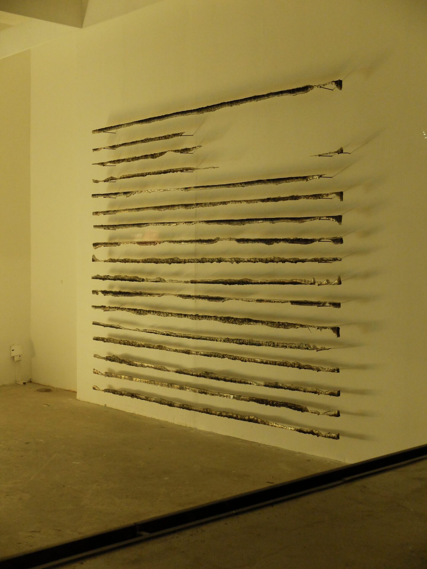 fig12, Thomas Supper, ohne Titel, 2021, 196 x 236 cm, aluminum, steel