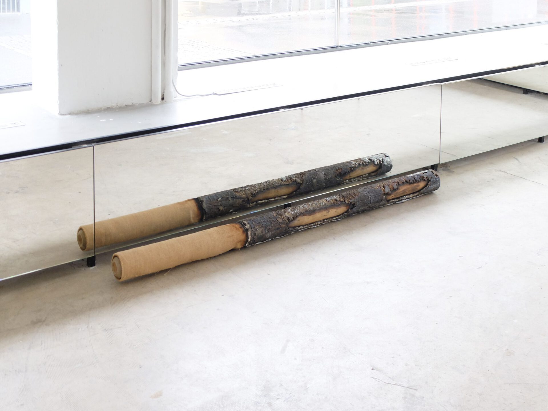 fig13, Thomas Supper, Module, 2021, 175 x 10 cm, wood, aluminum, jute