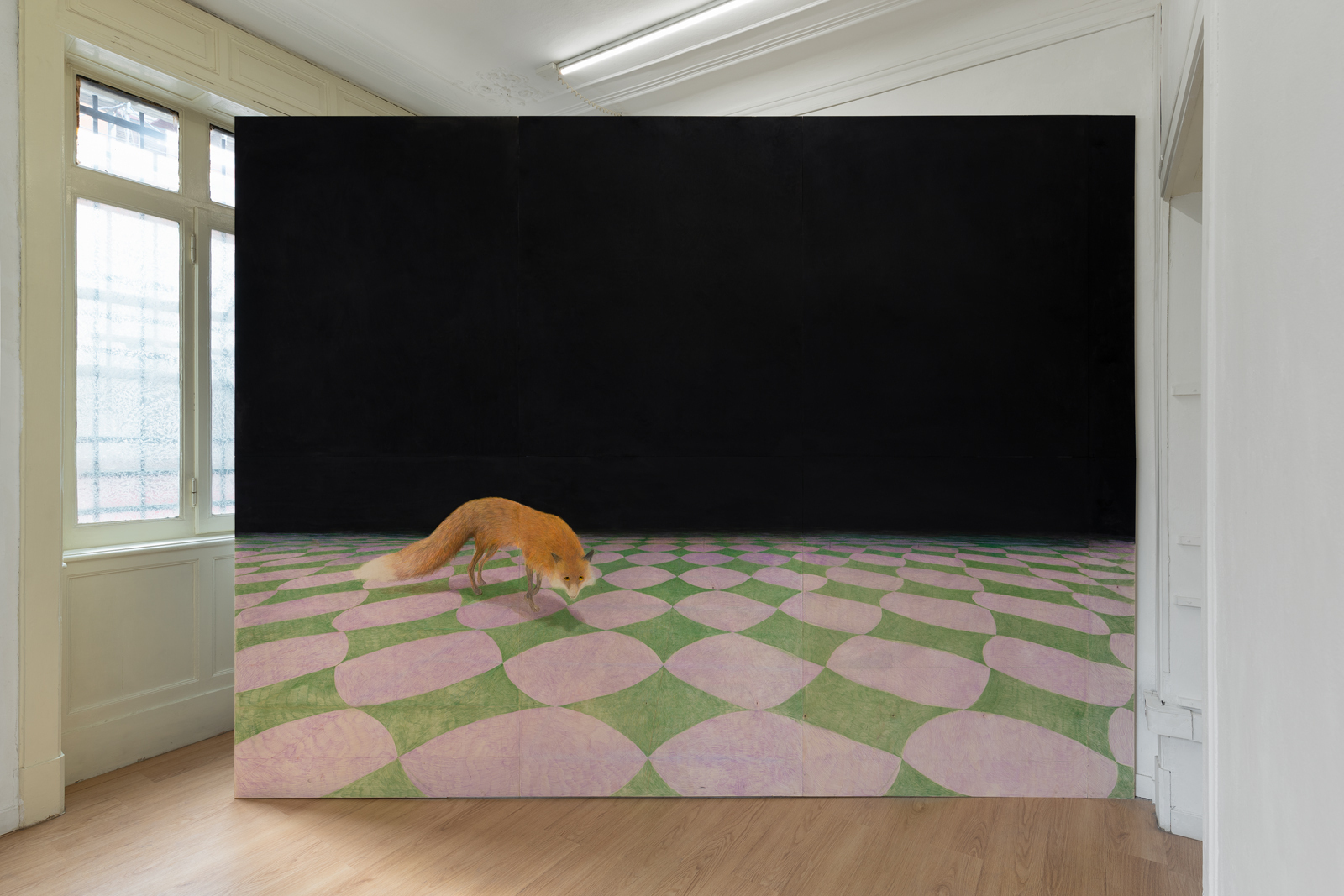 Valerio Nicolai, Sole con le code, 2022 Crayons and acrylics on wood panels, performer, 395 x 300 x 110 cm Courtesy: Clima, Milan