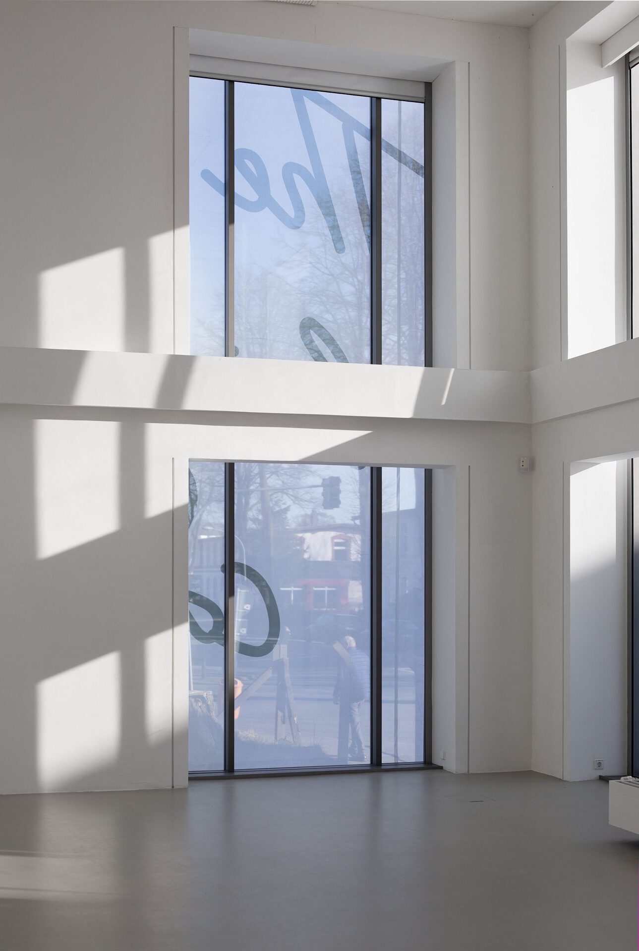 THE JOY OF BEING THE CAUSE, Zuzanna Czebatul, 2022, installation view. EXCLUSIVITIES-EXKLUSIVITÄTEN, M.1 Arthur Boskamp-Stiftung. Photo Jens Franke #14