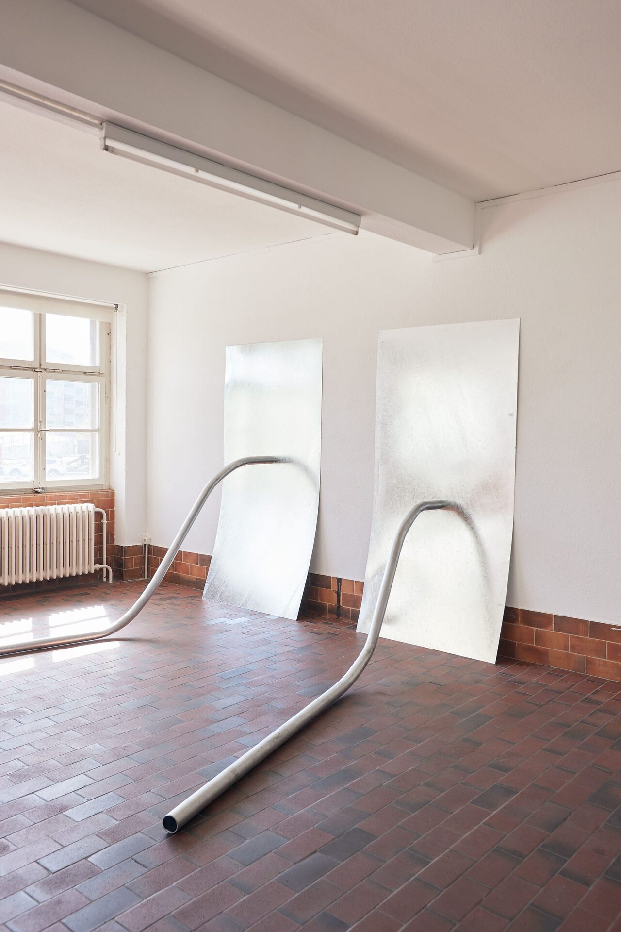 Toni Schmale, schlauch #1 & schlauch #2, 2022