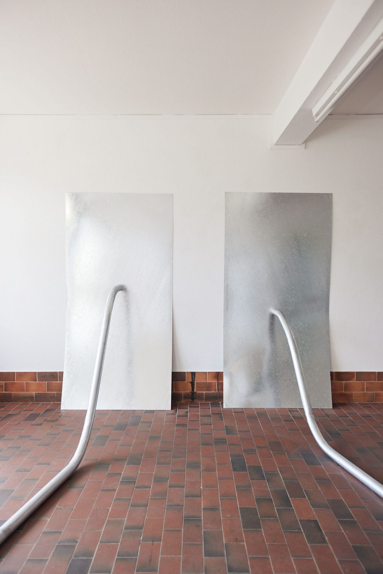 Toni Schmale, schlauch #1 & schlauch #2, 2022