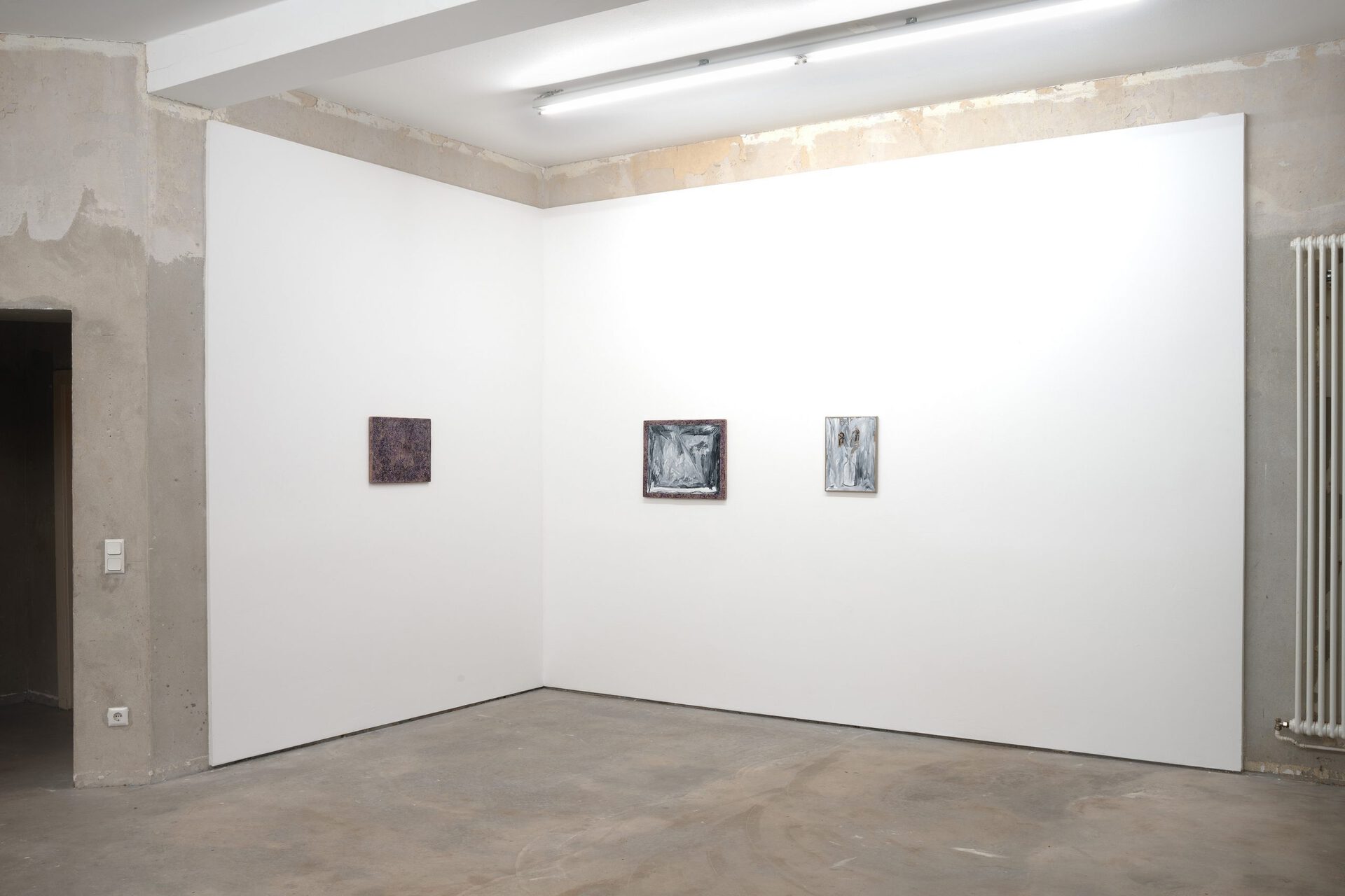 Vera Palme, Paintings und was sie von sich halten, New Toni, Berlin, 2021, installation view