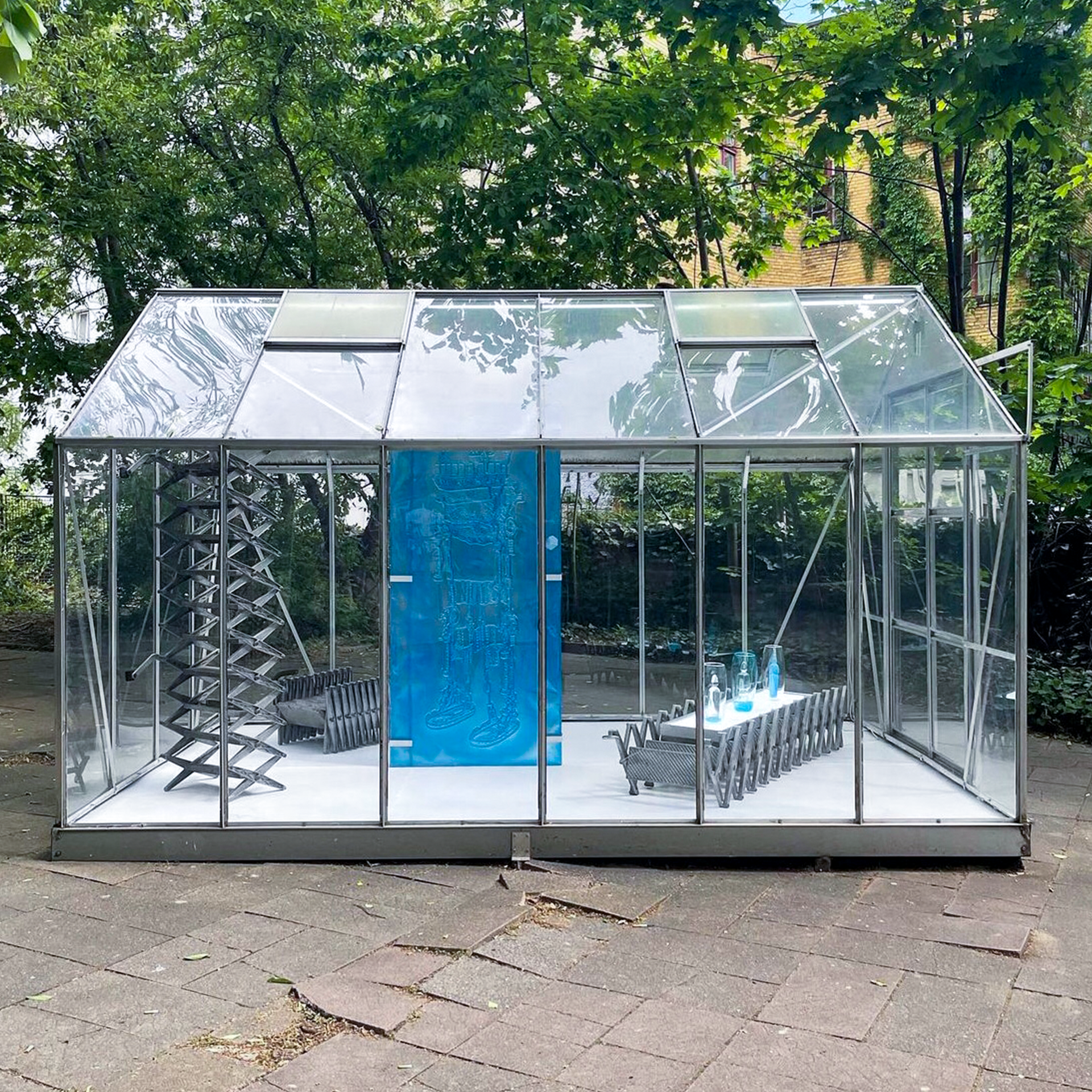 Constantin Hartenstein, A (R) MOR, 2022, installation view, super bien! Berlin