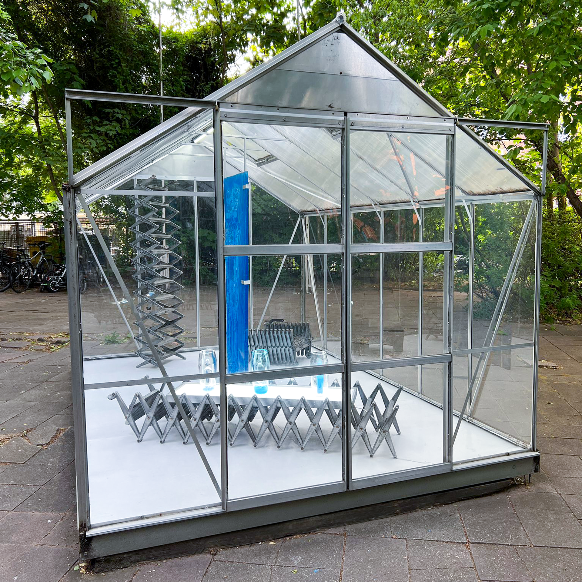 Constantin Hartenstein, A (R) MOR, 2022, installation view, super bien! Berlin