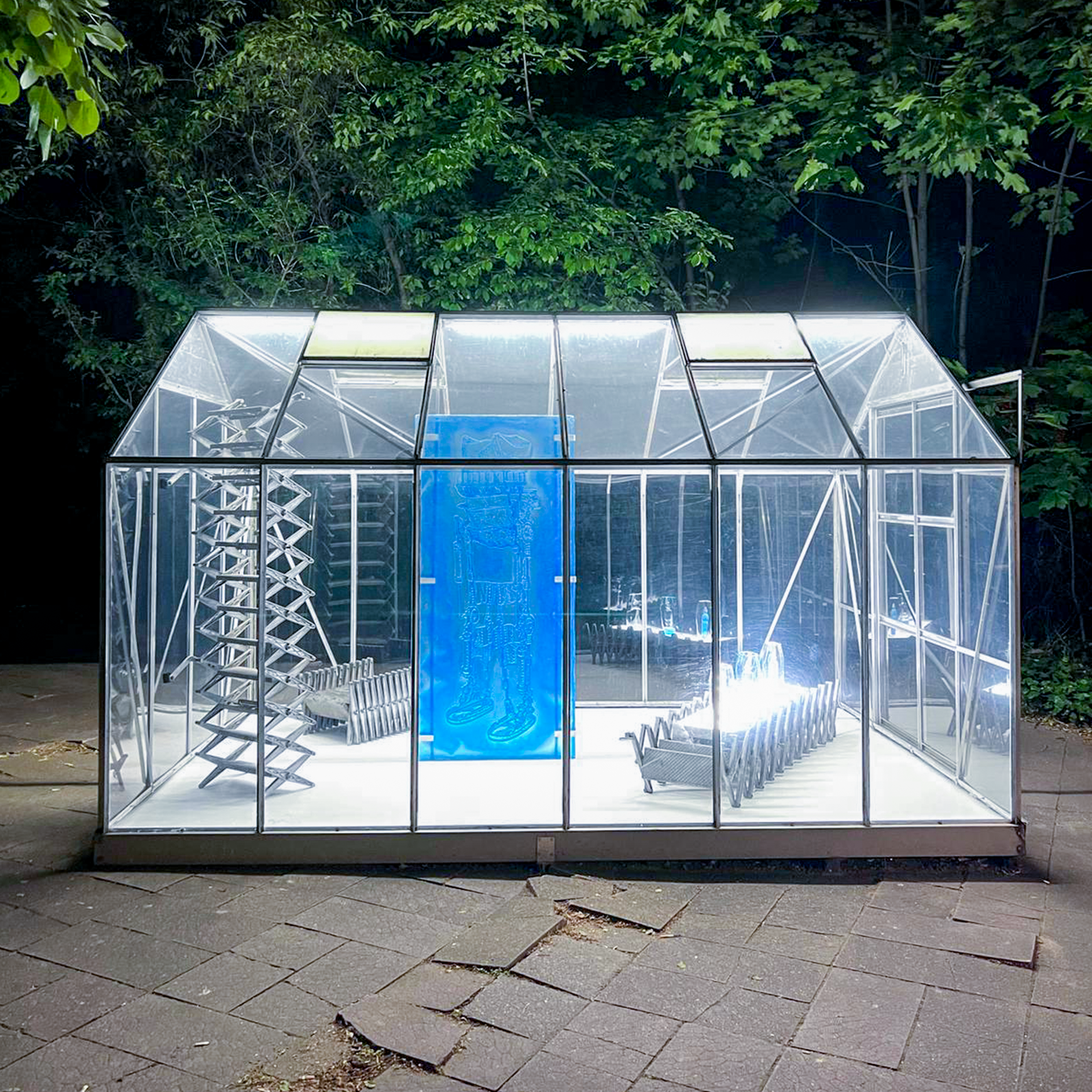 Constantin Hartenstein, A (R) MOR, 2022, installation view, super bien! Berlin