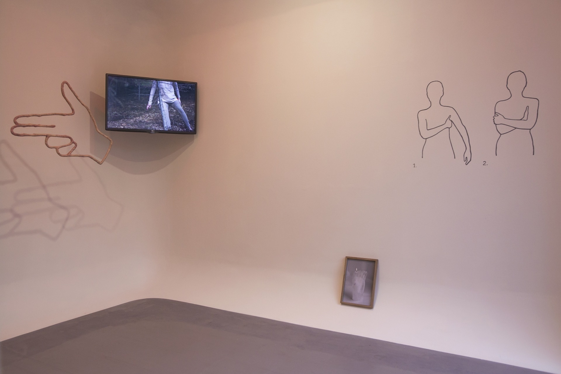 Agata Jarosławiec, Tonic Immobility, 2022, exhibition view