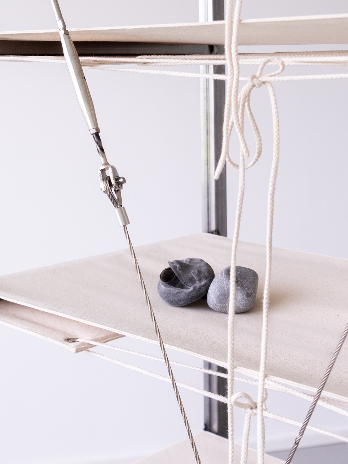 Luzi Gehrisch, Simi Haas, *gg*, 2021,  PU SLS print, collected stones, 5,5 x 8 x 2cm