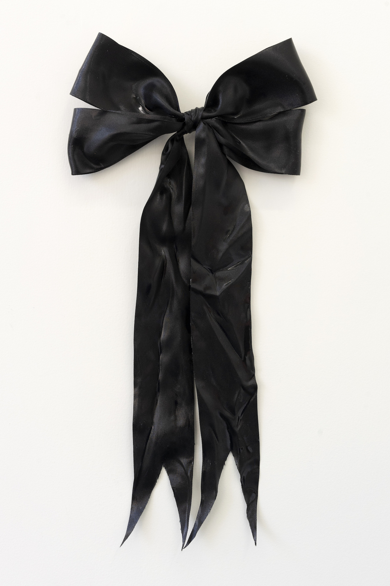 Nayan Patel, Vanity, 2022, acrylic on sateen,400 x 190mm