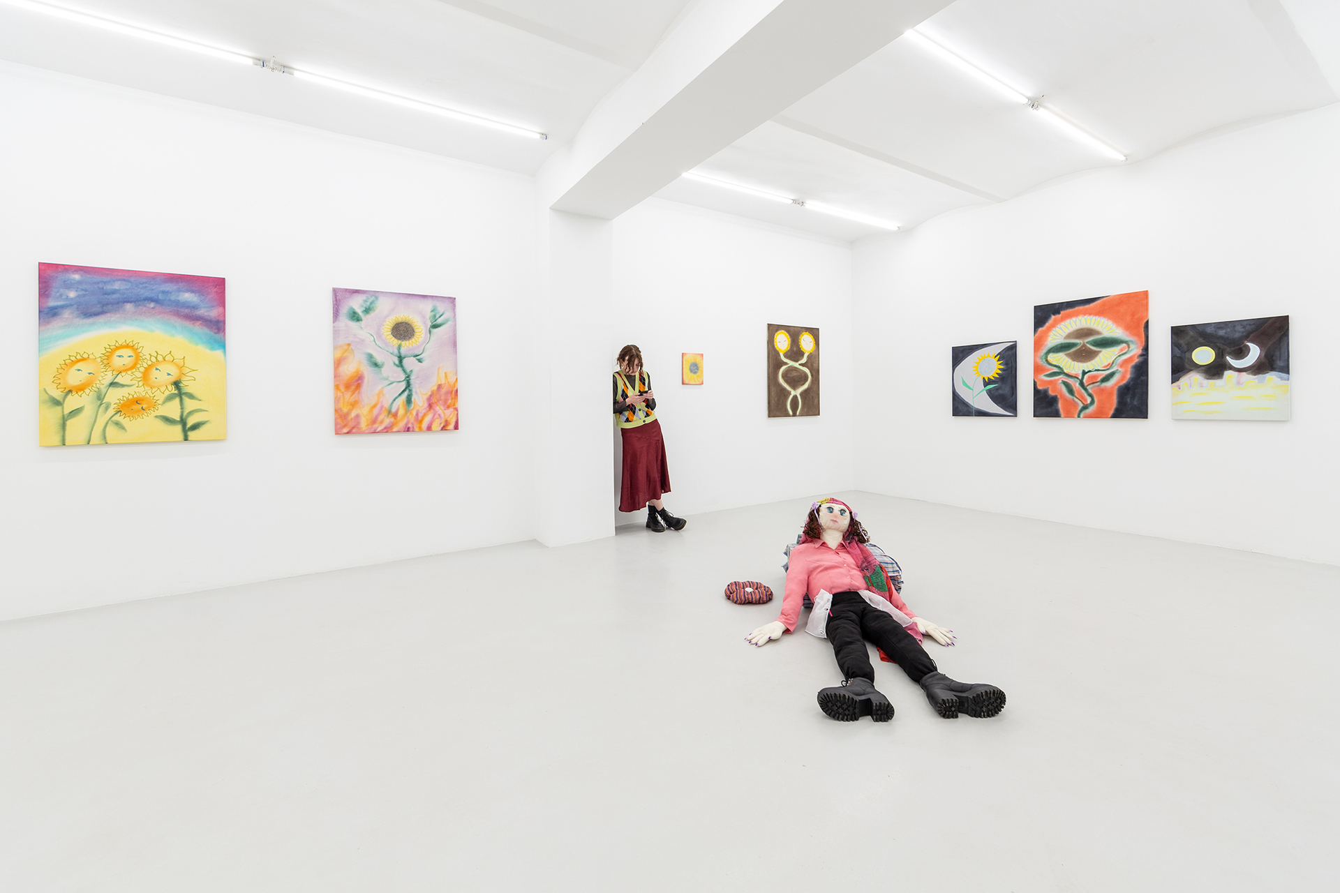 Olga Krykun, Forget-me-nots / Незабудки / Niezapominajki, exhibition view, 2022