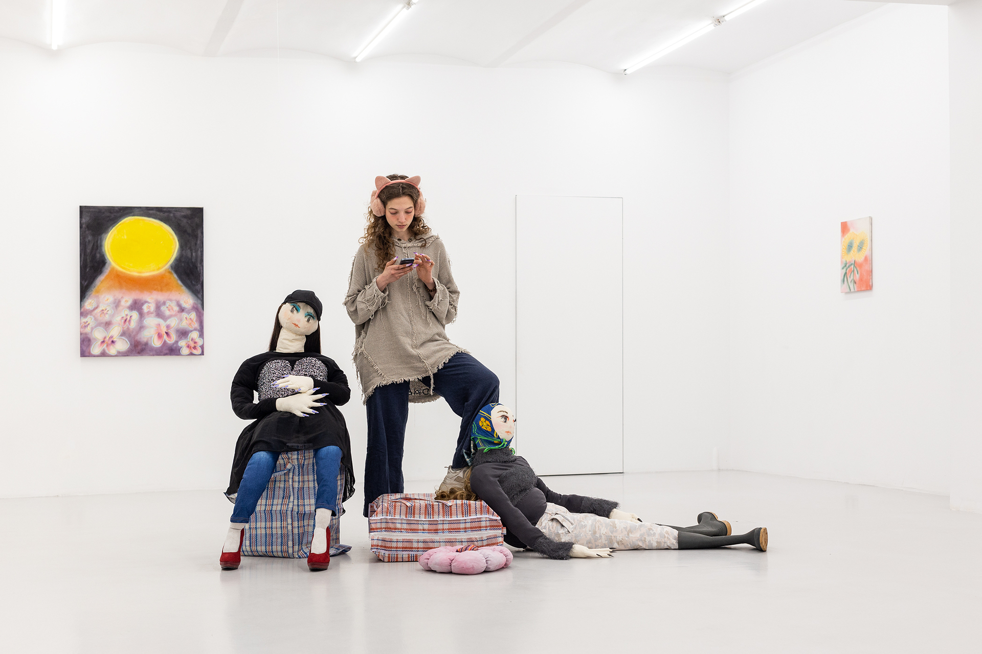 Olga Krykun, Forget-me-nots / Незабудки / Niezapominajki, exhibition view, 2022