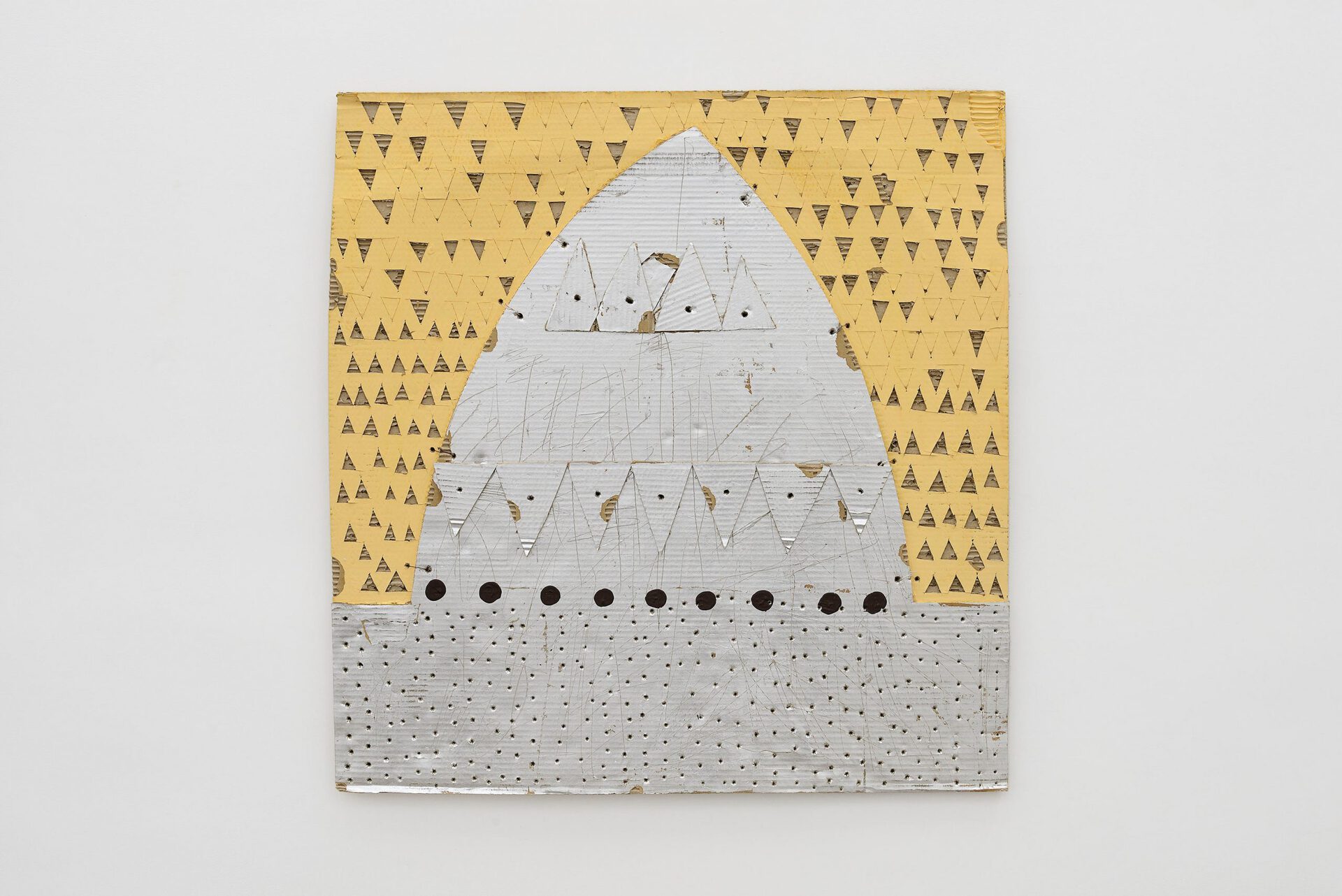 09. Shadi Yasrebi, Orange Afternoon, 2022, acrylic, silver leaves, wire on cardboard, 100 x 97 x 2,5 cm, courtesy of of the artist and ADA, Rome