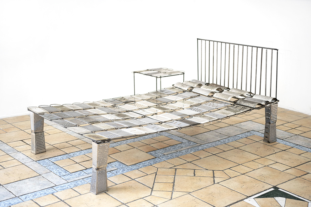 Anica Seidel, Bed, 2022, sculpture, 91 x 115 x 205 cm