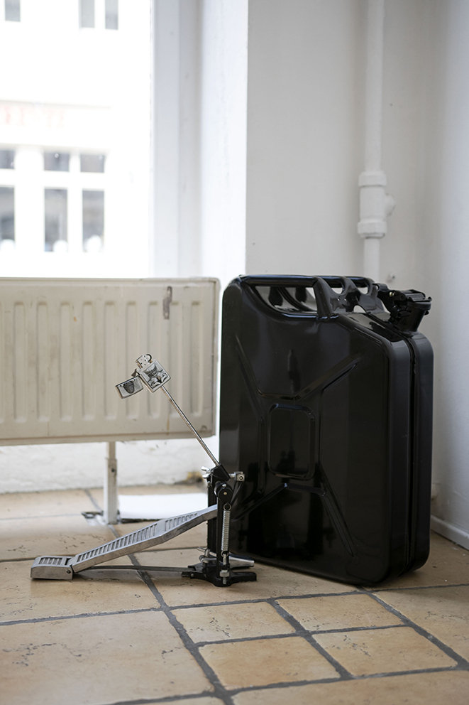 Anica Seidel, I´m not going to be silent, 2022, sculpture, 40 x 50 x 40 cm.jpg