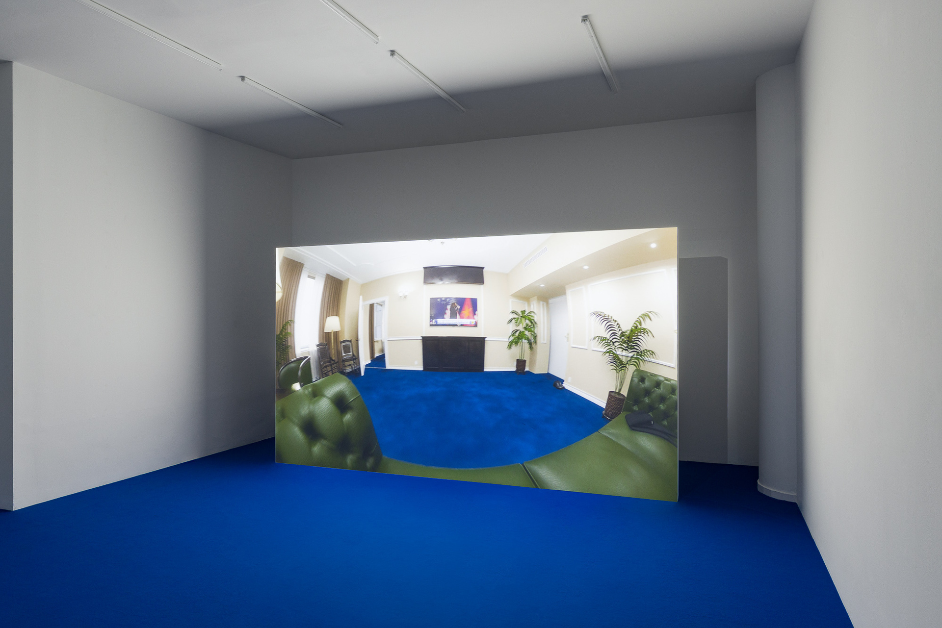 Sung Tieu, Hotel Nacional de Cuba, Kunstverein Gartenhaus, installation view, 2022