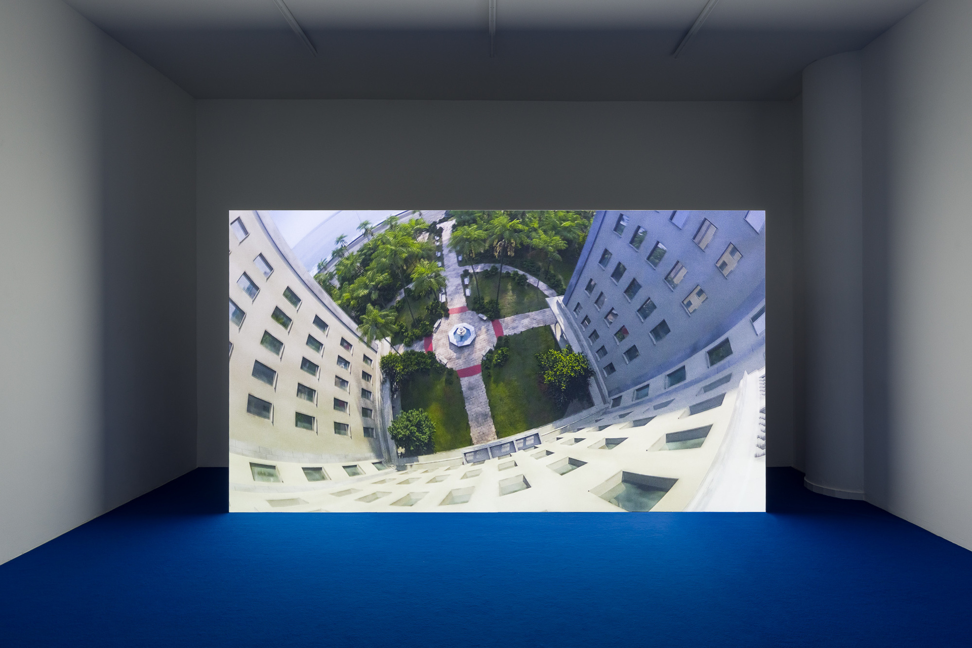 Sung Tieu, Hotel Nacional de Cuba, Kunstverein Gartenhaus, installation view, 2022