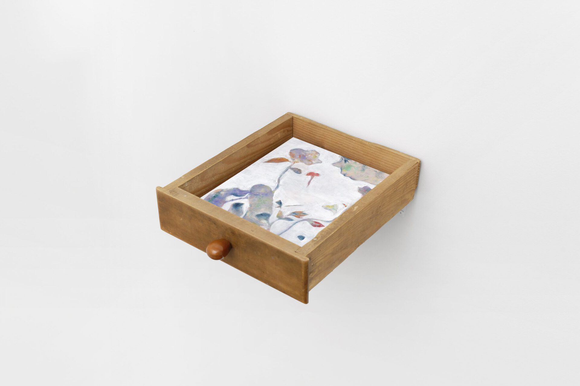 Jessy Razafimandimby, action continuelle, 2022, acrylic and oil on bed sheet, wood, 30 x 27 x 7.6 cm, unique