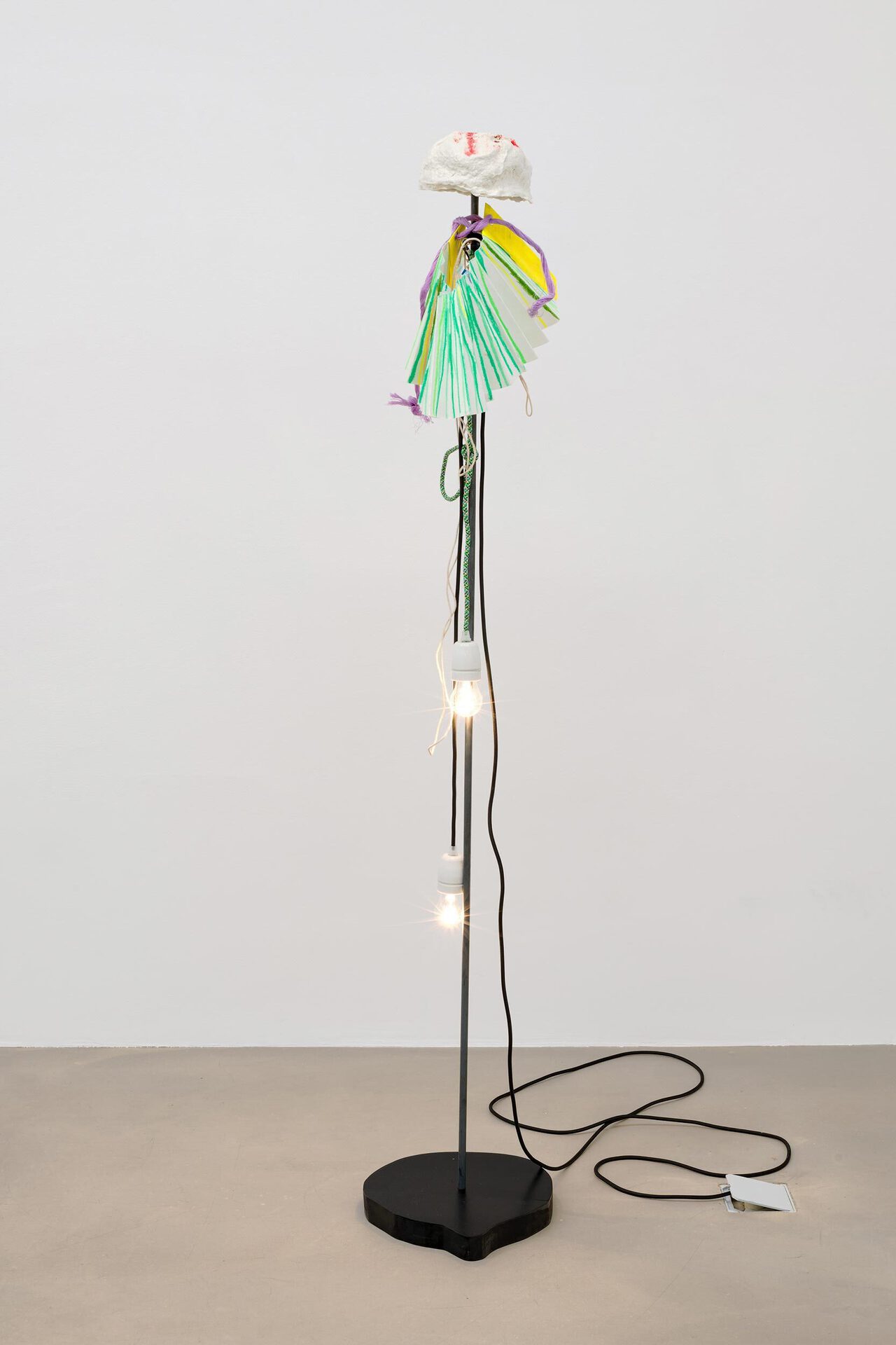 Johanna Magdalena Guggenberger, Frl. B, 2022, paper, fabric, glazed porcelain, painted wood, metal, 167 × 30 × 25 cm. Courtesy Wonnerth Dejaco, Belmacz and the artist. Photo: Peter Mochi