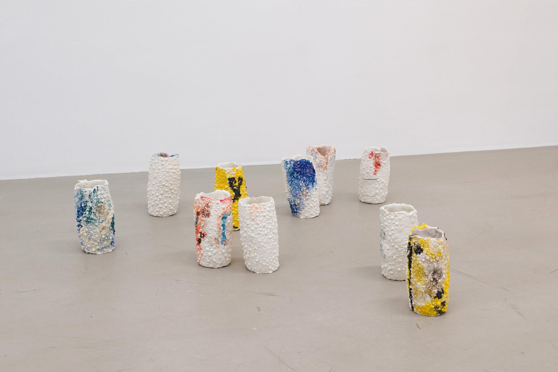 Johanna Magdalena Guggenberger, Komme gleich, installation view, Wonnerth Dejaco, Vienna 2022. Courtesy Wonnerth Dejaco, Belmacz and the artist. Photo: Peter Mochi