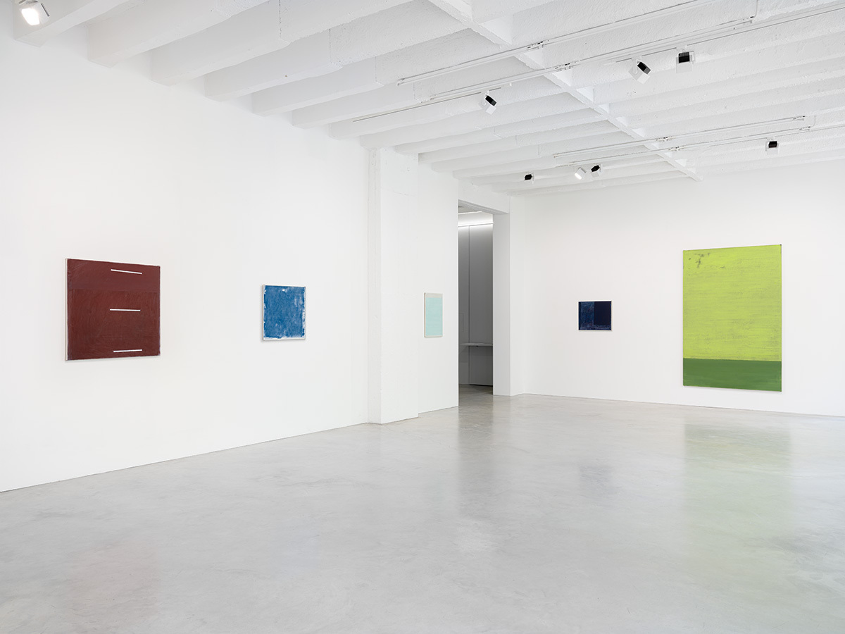 Gerhard Kassner; Installation view “John Zurier – Level Distance“, Galerie Nordenhake Berlin, 2022, Courtesy the artist and Galerie Nordenhake Berlin/Stockholm/Mexico City
