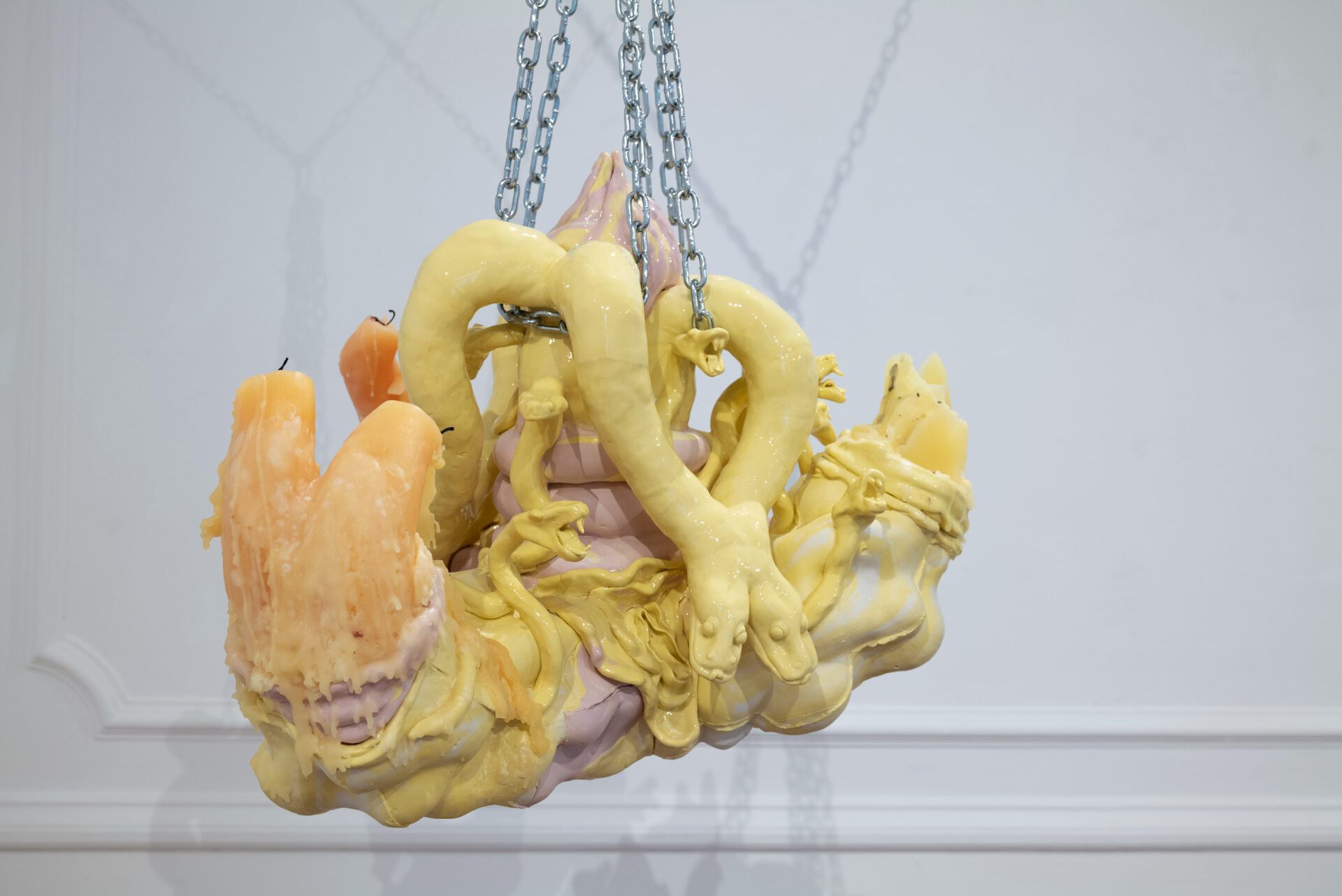 Julia Belova "Chandelier with Yellow Snakes" 2022 porcelain, chain, glaze, wax 50x50x45 cm