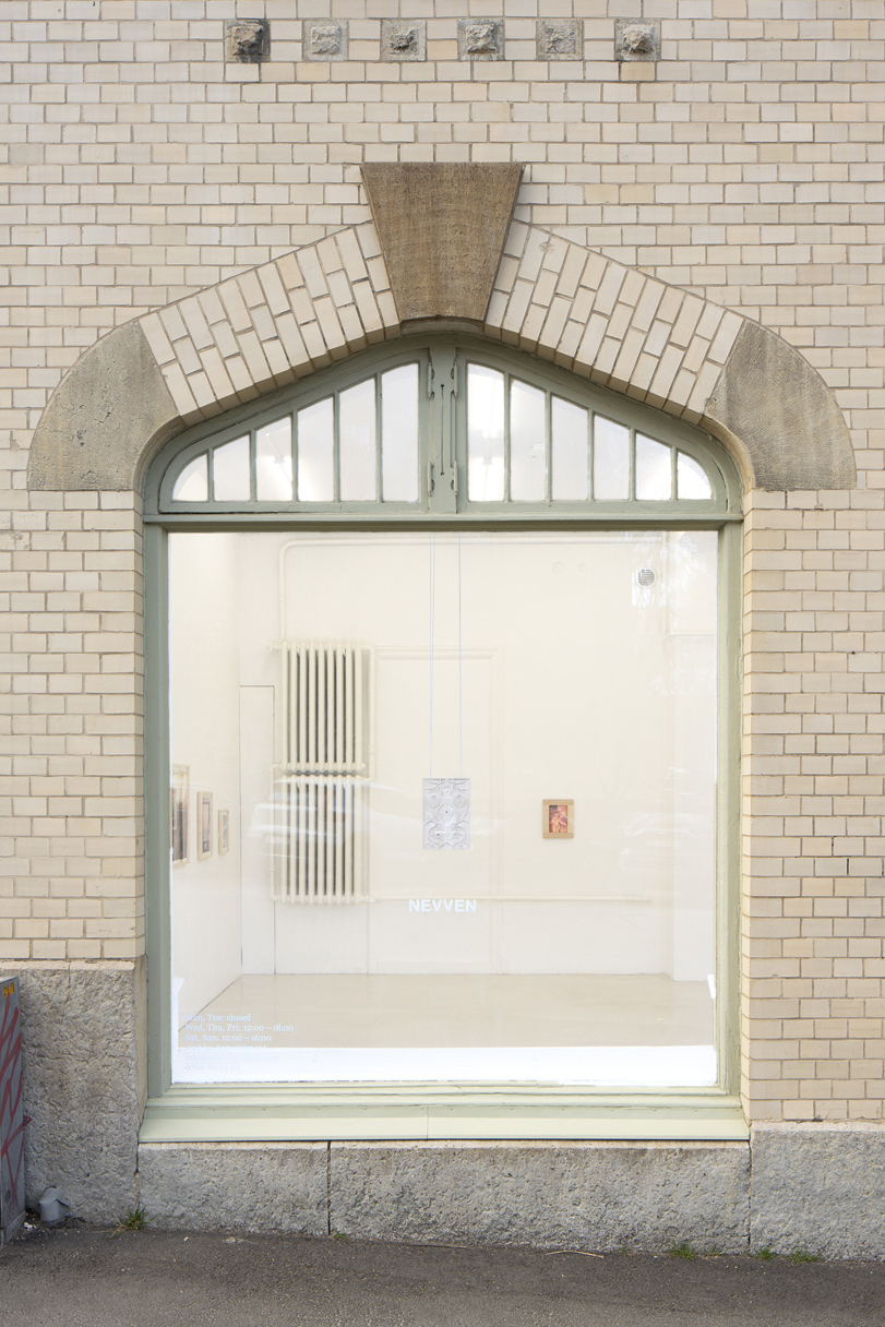 Oda Iselin Sønderland, "Krokus" installation view.