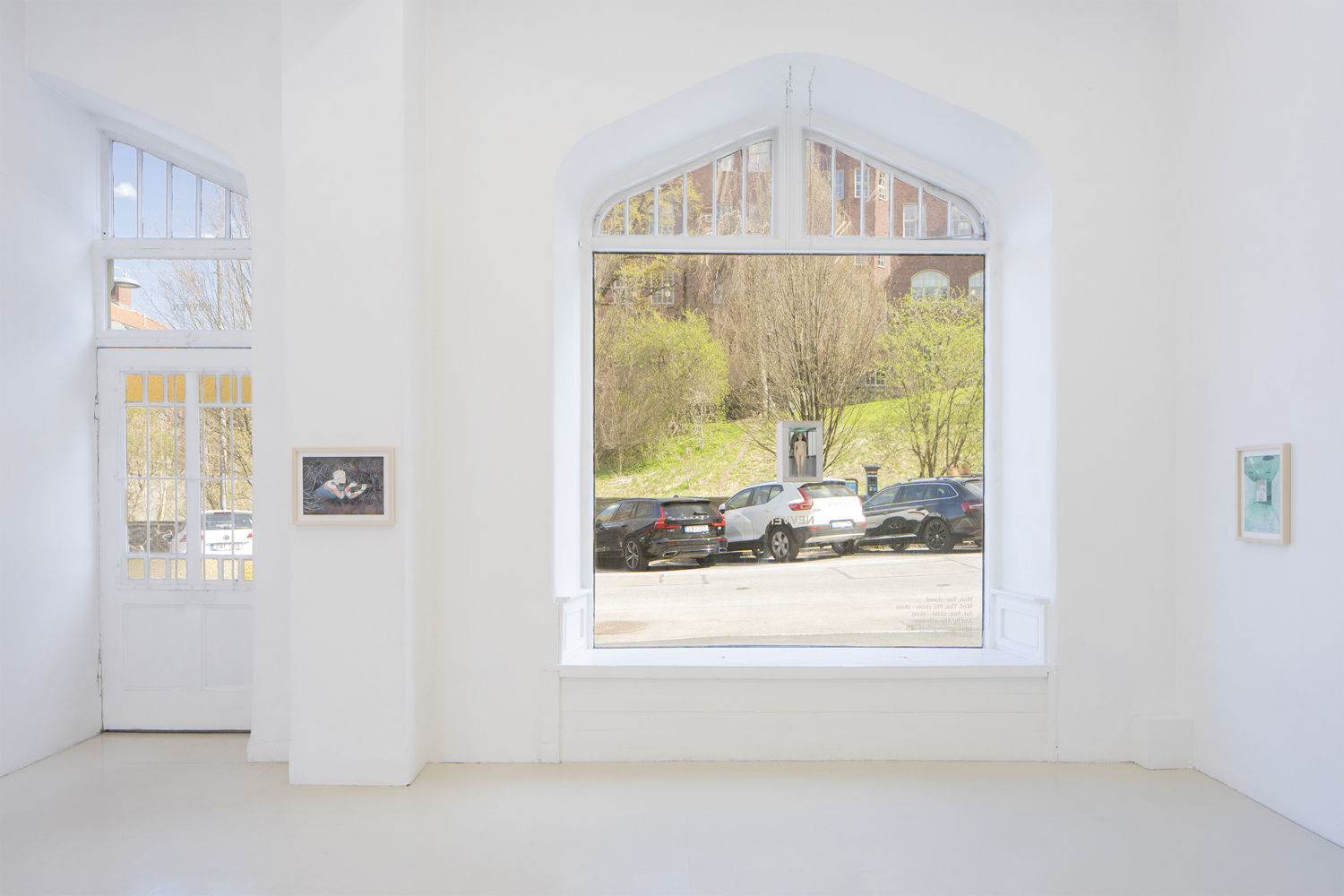 Oda Iselin Sønderland, "Krokus" installation view.