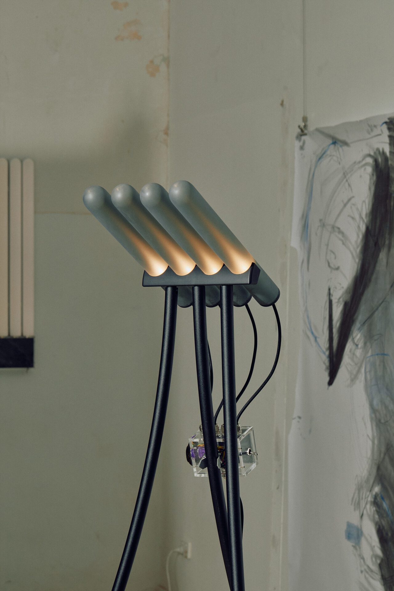 Jay Jermyn, Fauna black, 2022, Glass, Stainless Steel, Aluminium, crystals, Electronics, 140 x 60 x 100cm