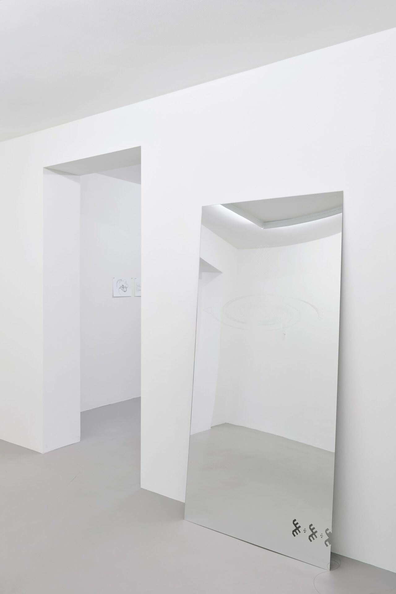 Ceylan Öztrük, detail, Untitled, 2022, Plexiglass, 179 x 85 x 17 cm