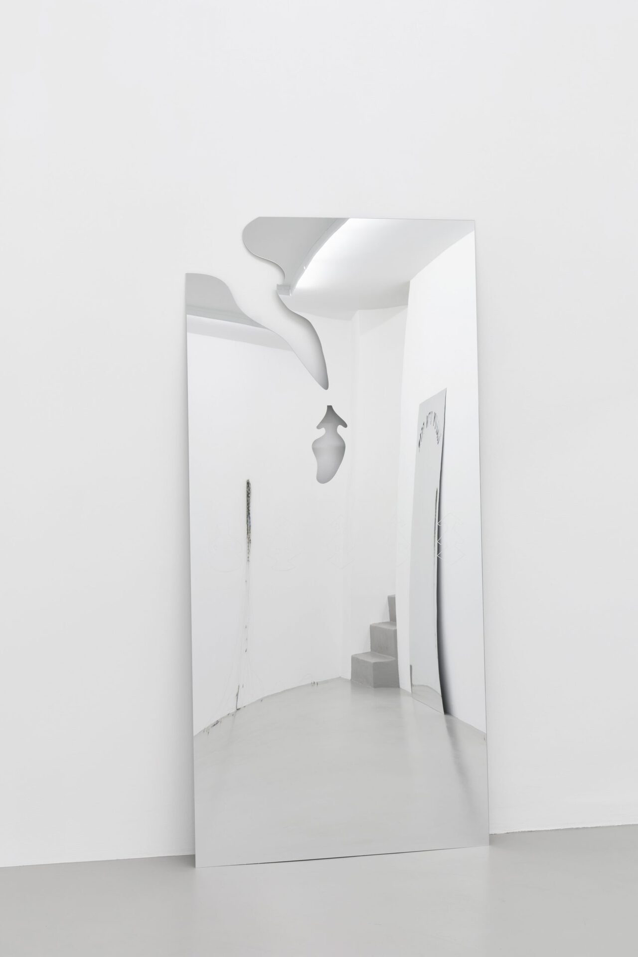 Ceylan Öztrük, Untitled, 2022, Plexiglass, 179 x 85 x 17 cm