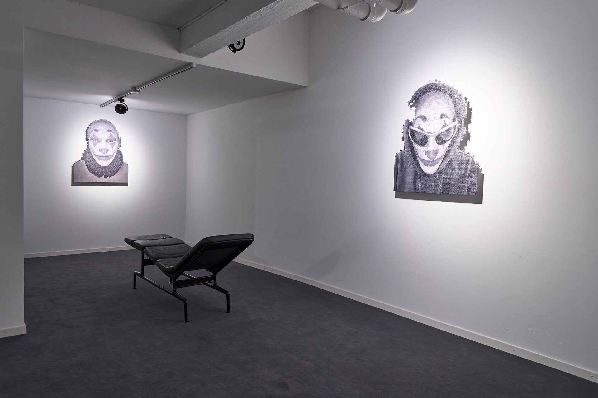 Exhibition view, SHOOTING STAR by Julian-Jakob Kneer