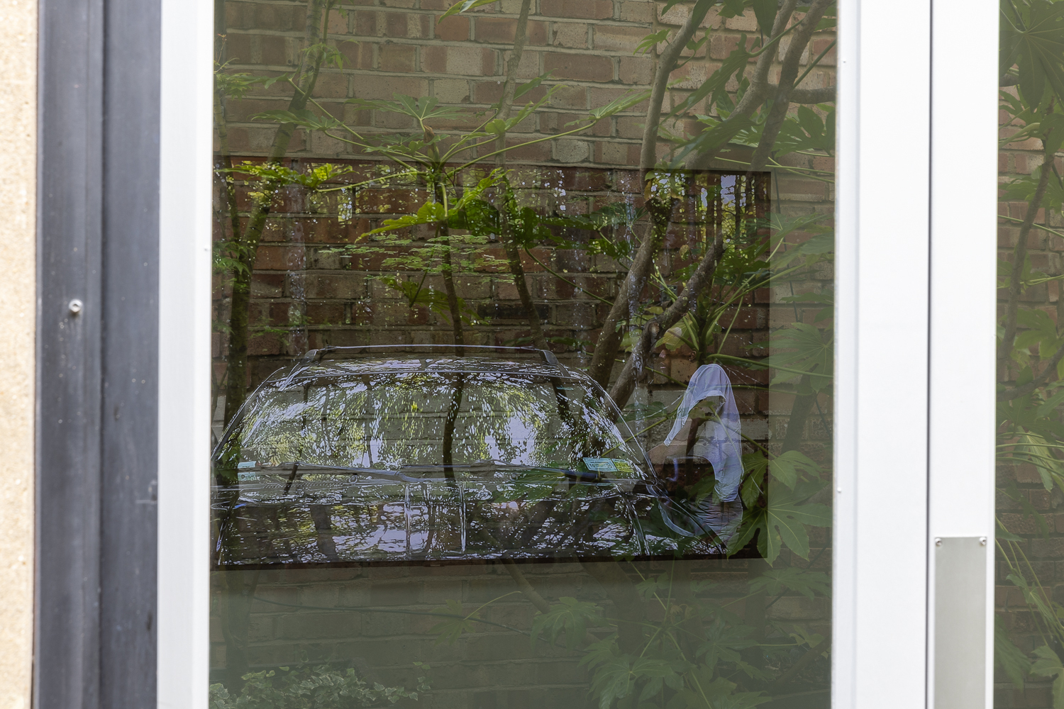Peng Zuqiang, keep in touch 5/5, 2021, part of 5-channel colour video installation, HD video and Super 8, 13:58