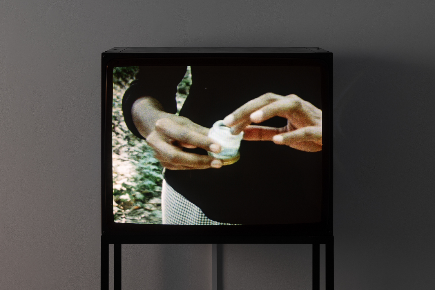 Peng Zuqiang, keep in touch 2/5, 2021, part of 5-channel colour video installation, HD video and Super 8, 13:58