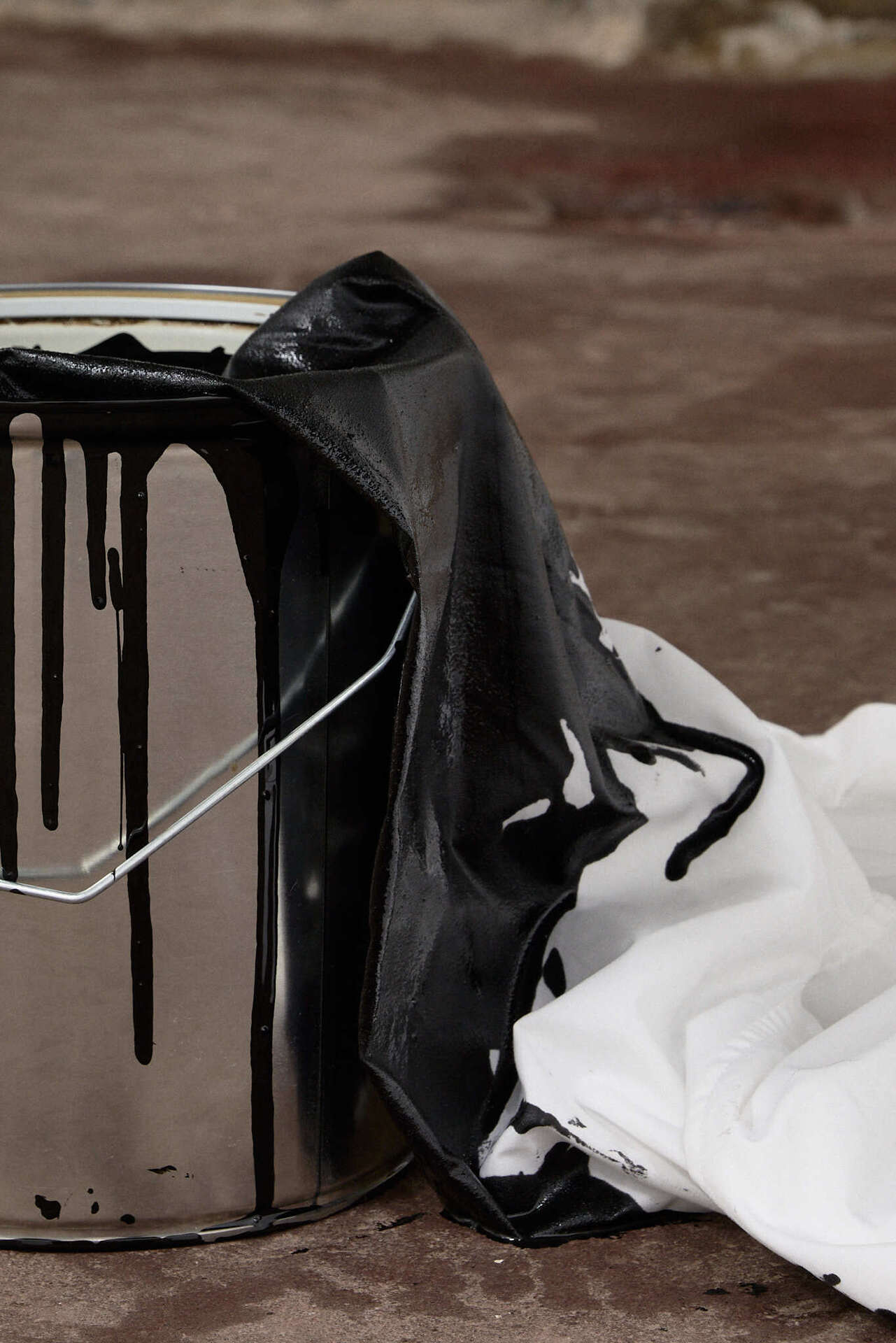 Eliyah Mesayer & Julie Stavad, The King and the Jinn, 2022, installation, 13