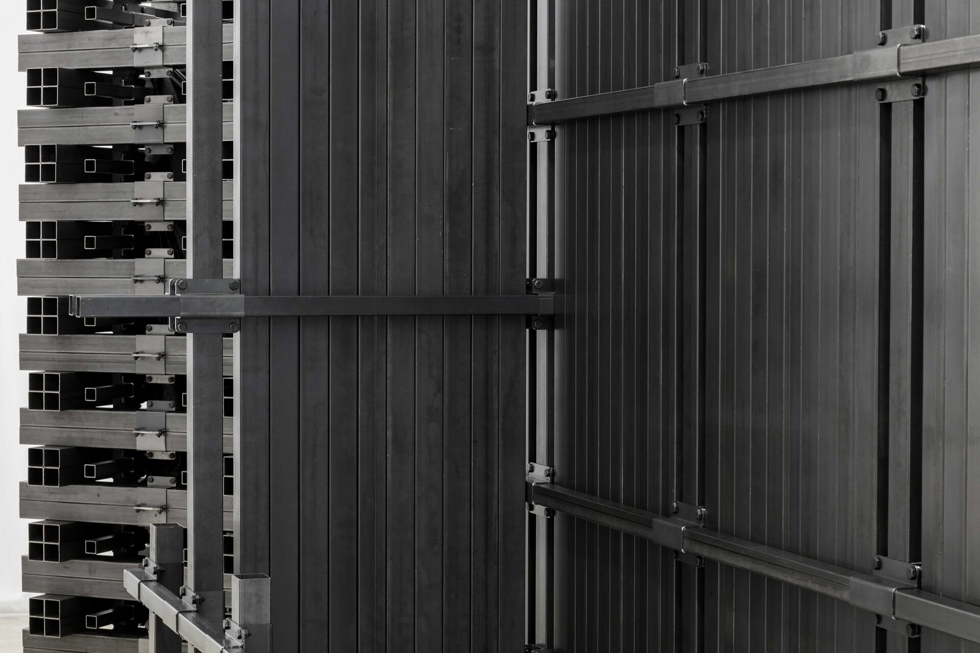 Romeo,ANM_20_1/1_TR_22 (details),2022, IRON BARS + NYLON FABRICS, 200x509x300cm