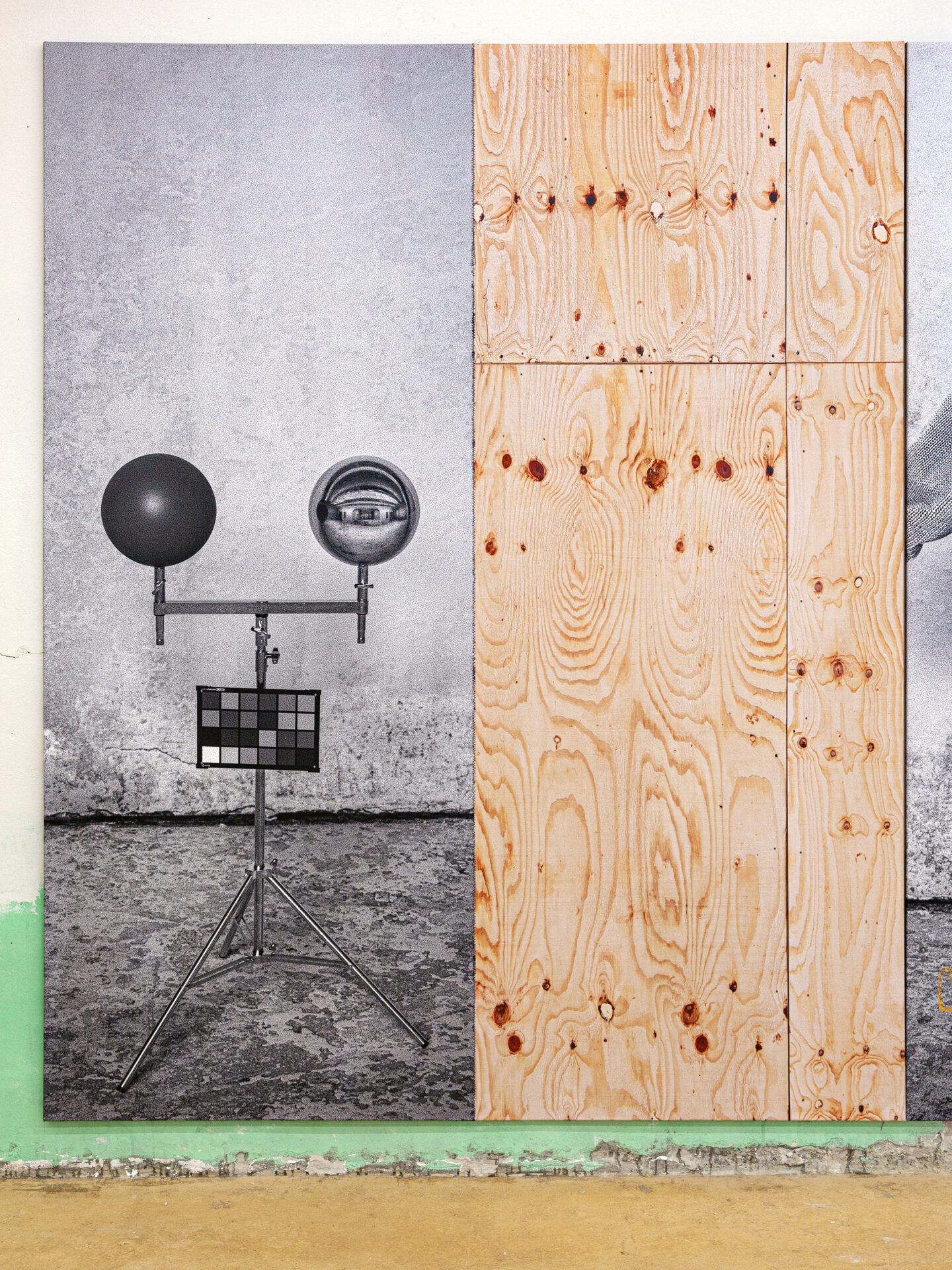 Malte Zander, Color Checker, Pigment print, Oil pastel, Yarn, UV varnish on canvas, 200 x 160 cm, 2022