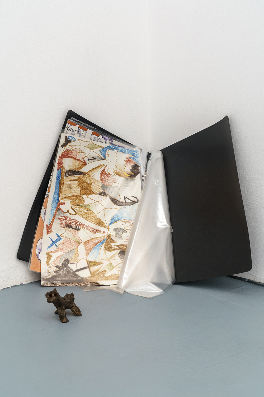 018 ‘Well’, 2022, pencils on paper, A3 file folder, 61x43 cm; ‘Acambaro’, 2022, clay, 11х7x5 cm