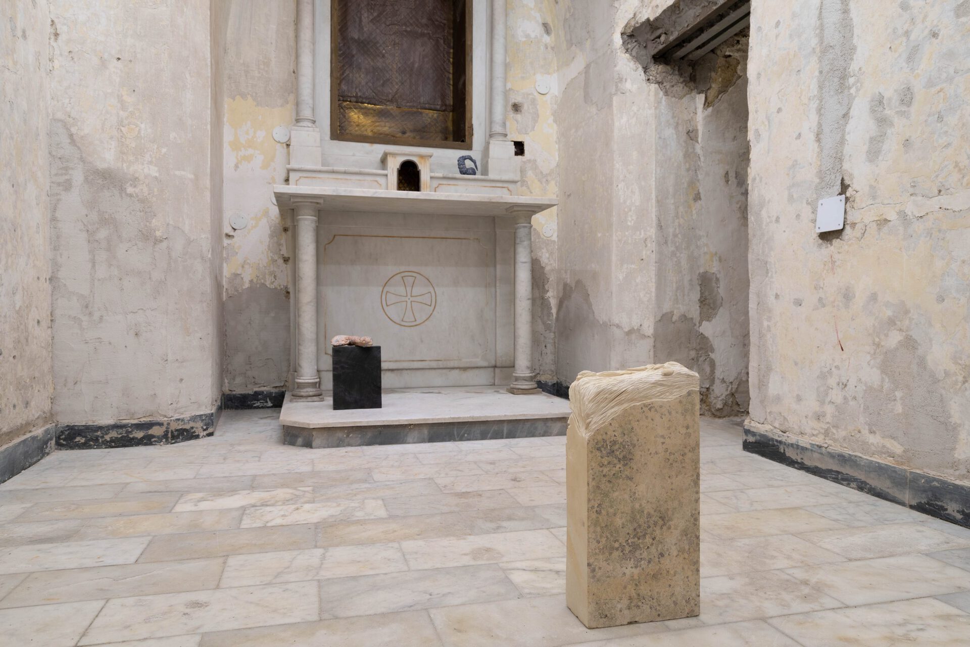 Untitled, sandstone, 46 x 26 x 10 cm, 2022