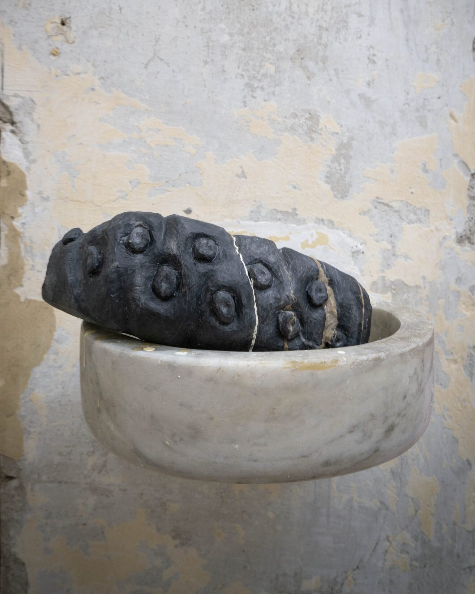 Untitled, marmo portoro, 20 x 15,7 cm, 2022