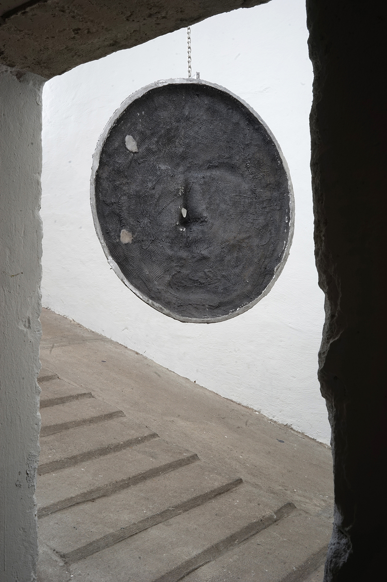 Lukas Schmenger, Portrait of the artist as the bell of the last round, 2022, detail