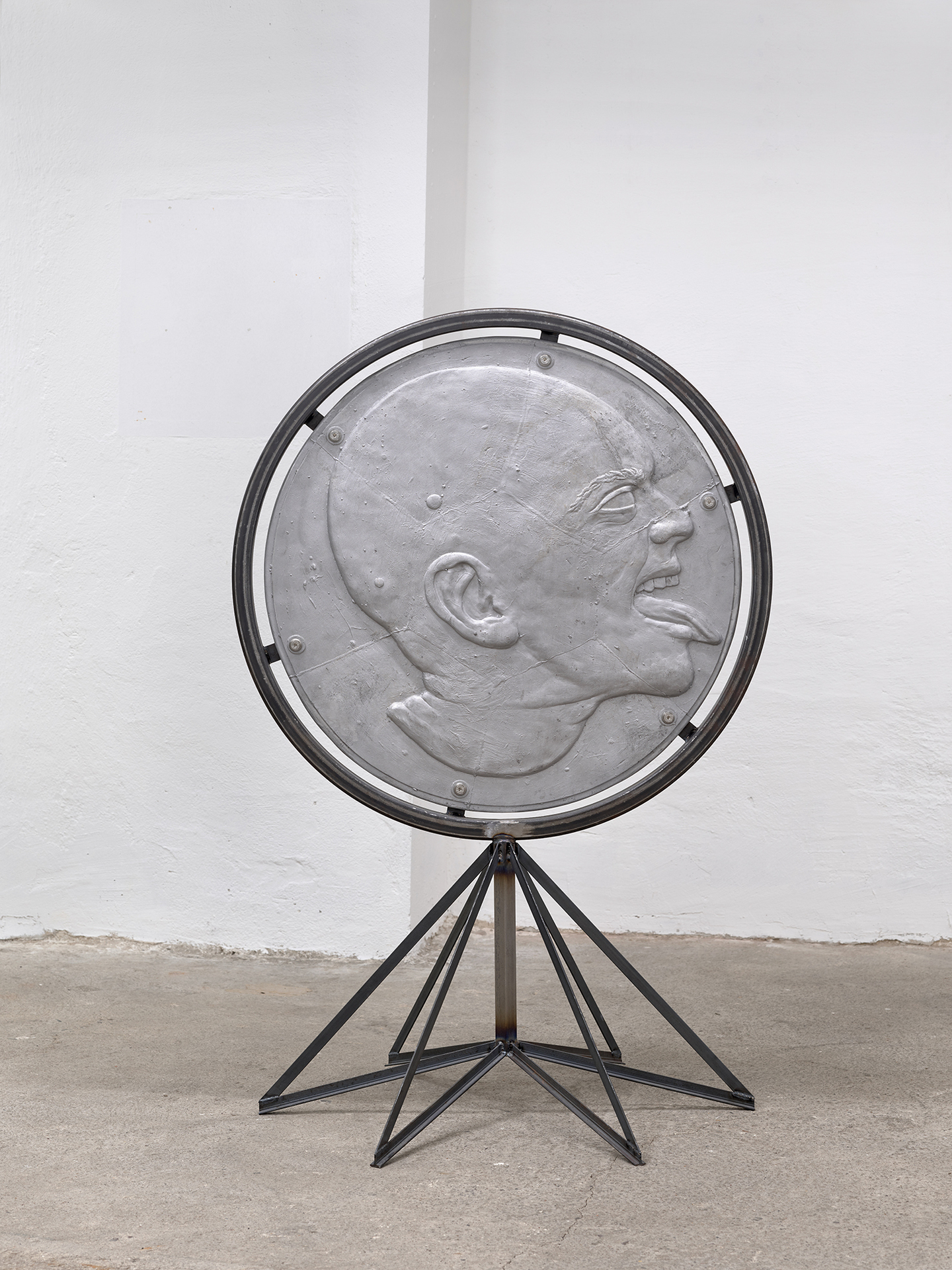 Lukas Schmenger, Head (sonic), 2020, cast aluminum, steel, screws, 137x91x87 cm