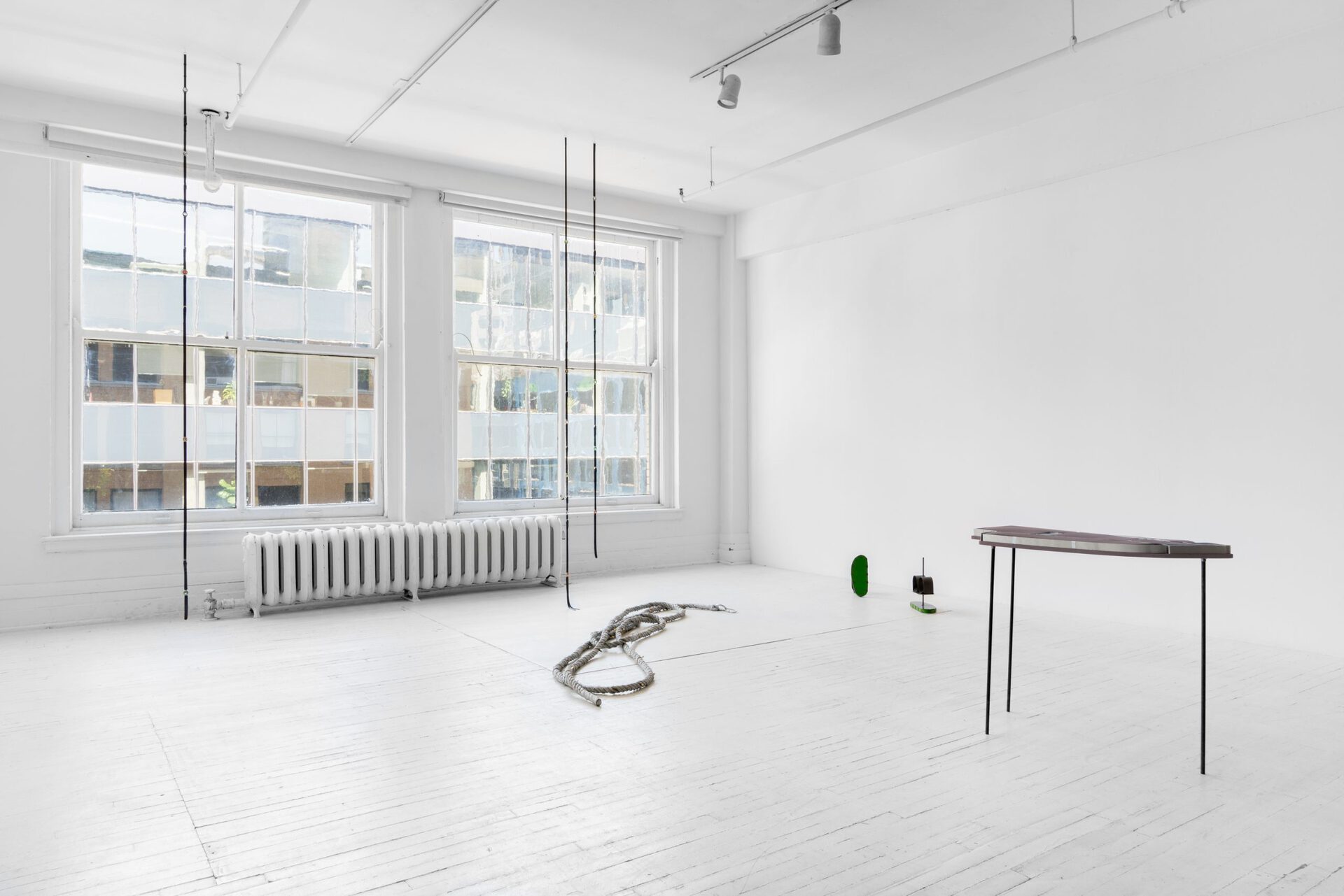 Kyle Alden Martens, MUSCLE WORN & WEARING, 2022, Installation view 7