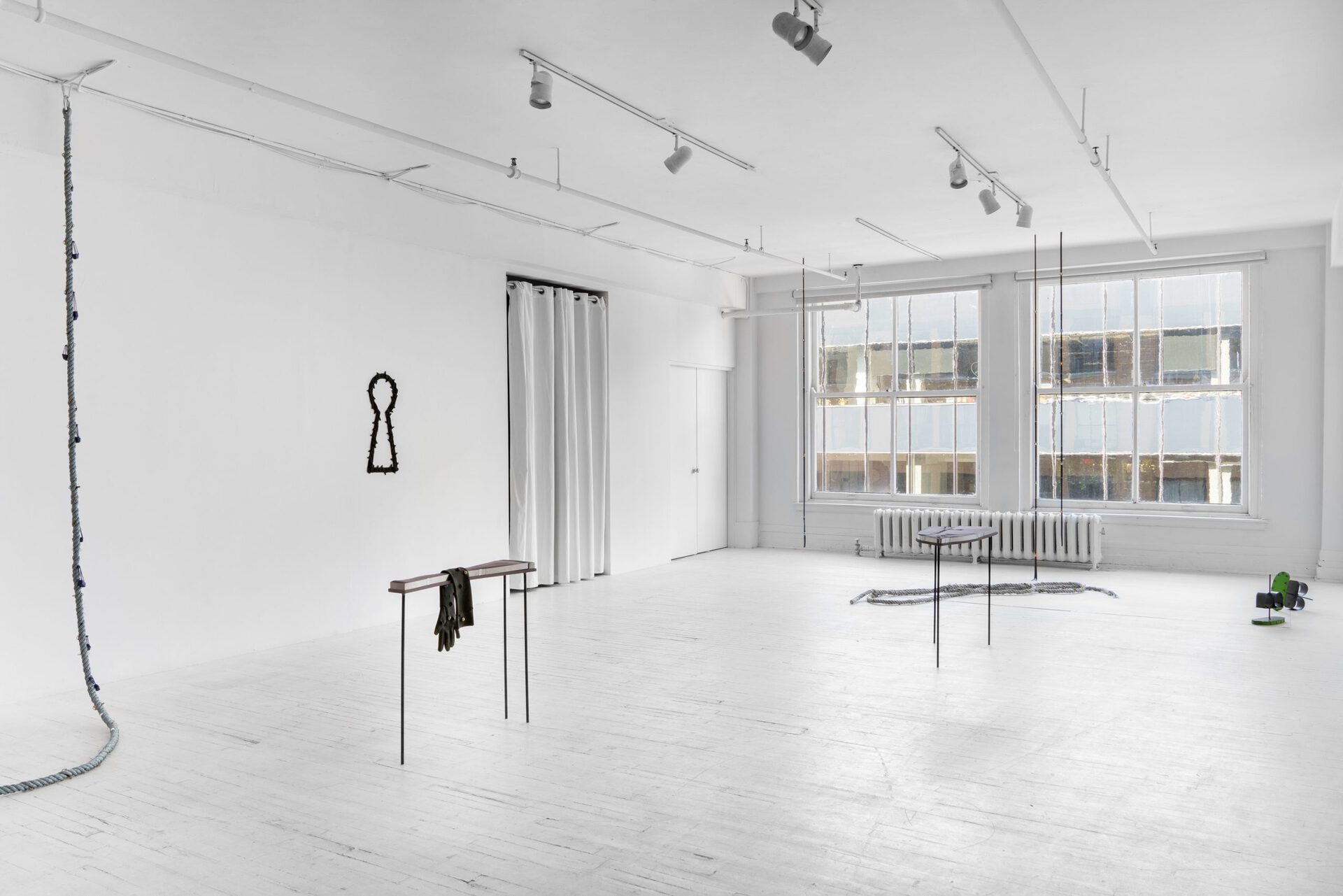 Kyle Alden Martens, MUSCLE WORN & WEARING, 2022, Installation view 2