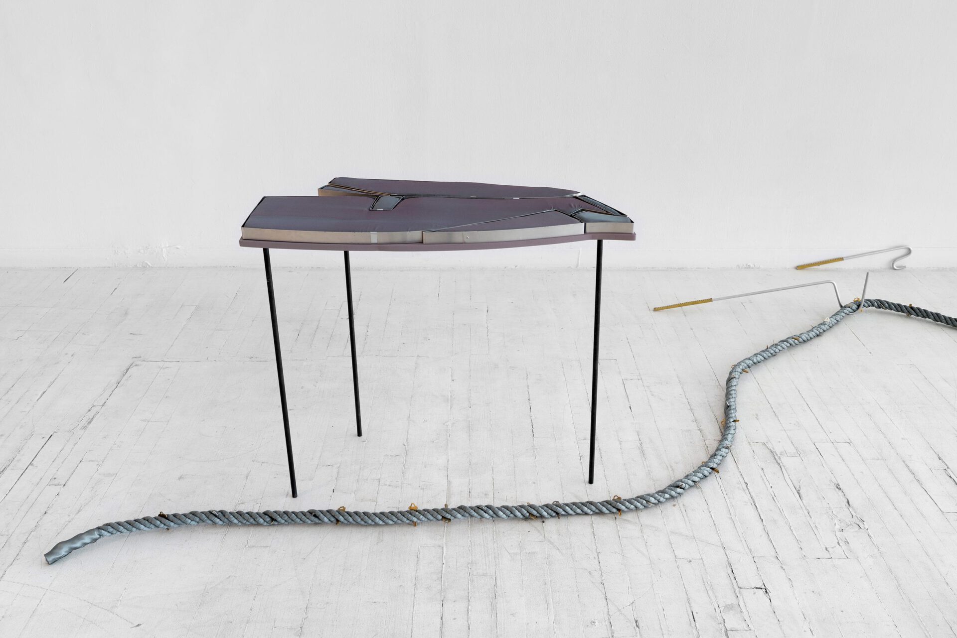 Kyle Alden Martens, MUSCLE WORN & WEARING, 2022, Installation view 5