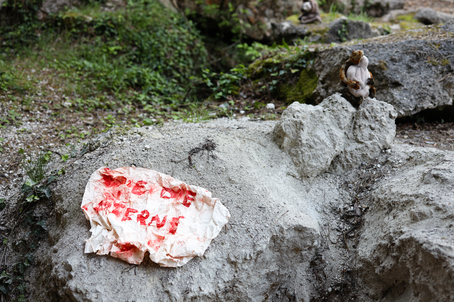 Valerie Habsburg, so lange wie die Sterne, 2022 Paper, ink, 40 x 50 cm and Dominik Styk, no title, 2021, mixed media, dimensions variable, installation view outside of the cave