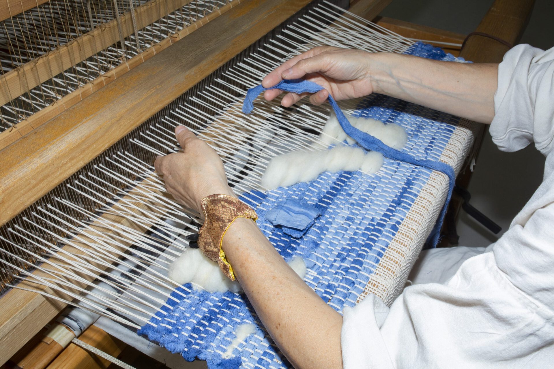 Claudia Hill, Co-Weaving