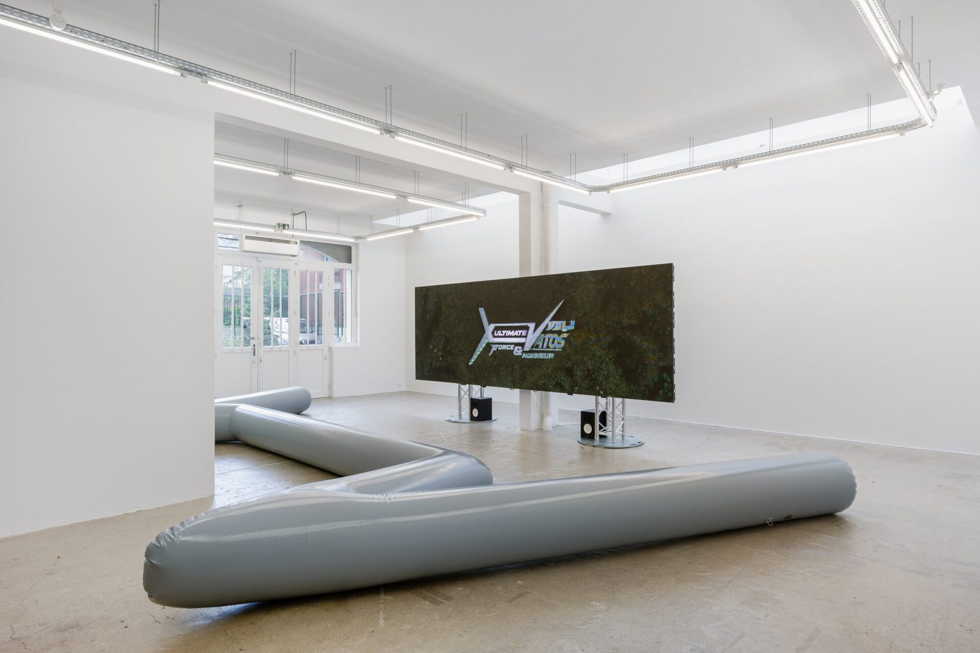 Sara Sadik, Ultimate Vatos, exhibition view, Crèvecœur, Paris, 2022. Courtesy of the artist and Crèvecœur, Paris. Photo: Martin Argyroglo