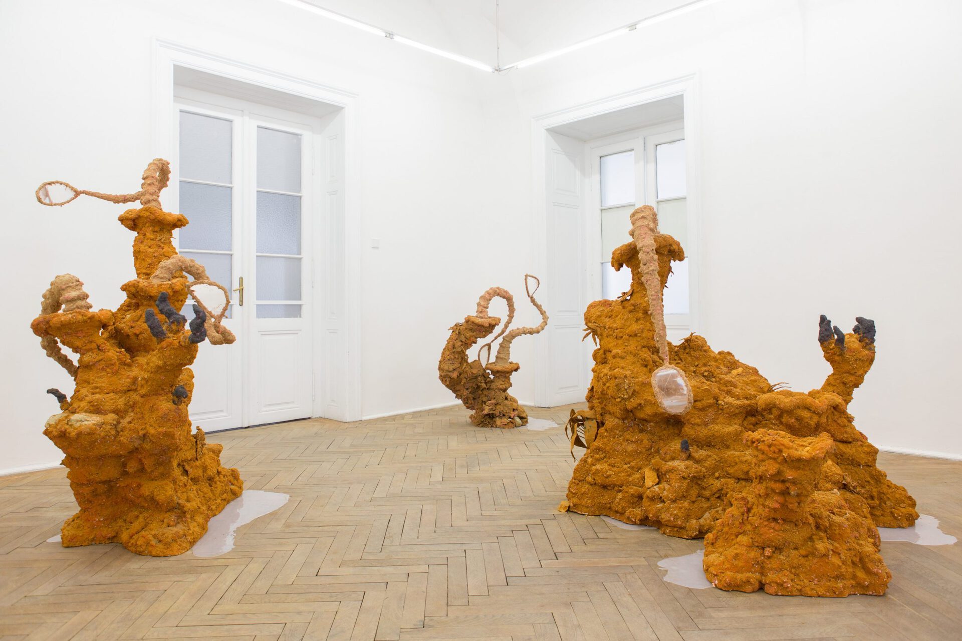 Šimon Chovan, Transit Cell Song, 2022, Installation view, Šopa, Košice